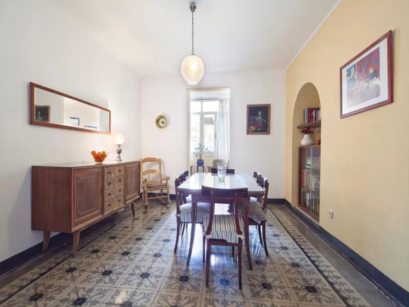 APARTMENT THREE BEDROOMS Room, Urban District, Barcelona