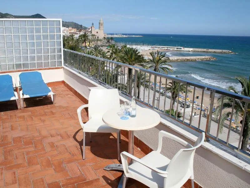 Room, Subur, Costa Brava