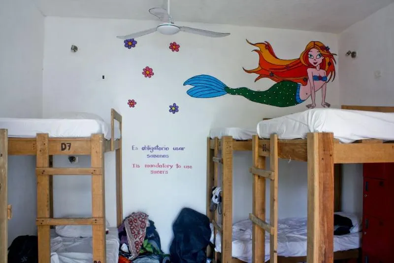 Bed in dormitory FEMALE ROOM Room, Hostal Vive La Vida, Playa Del Carmen