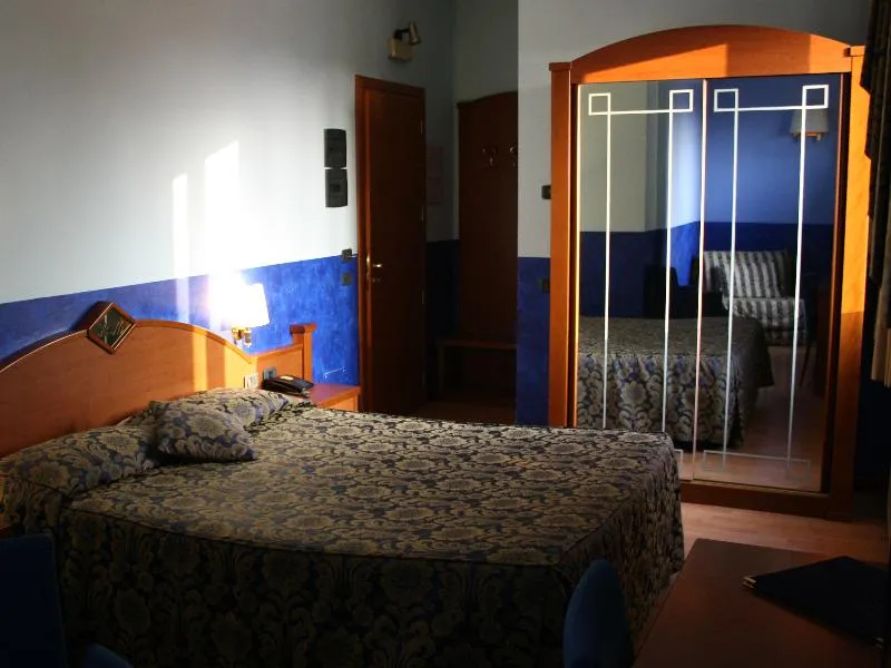Room, Hotel Majestic - Linate Airport, Milan