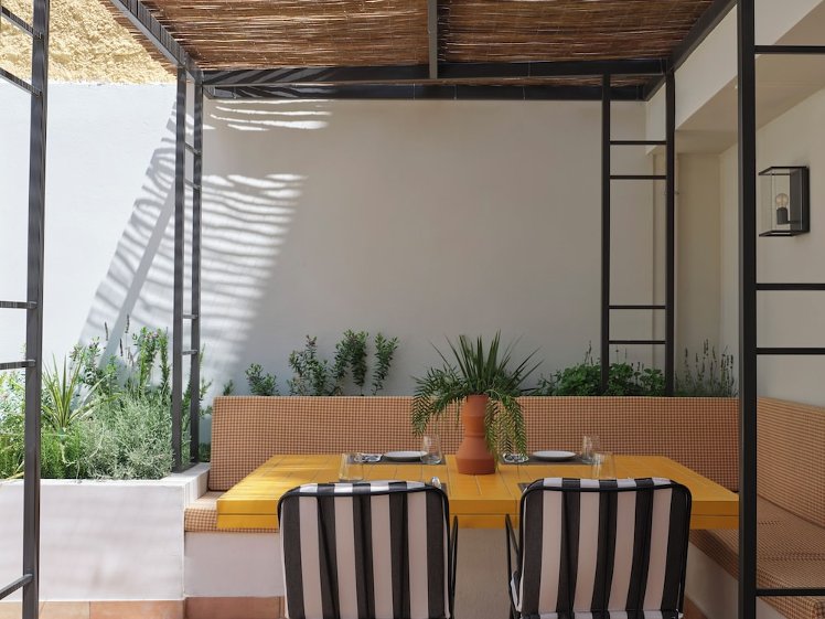 Astikon House, Athens
