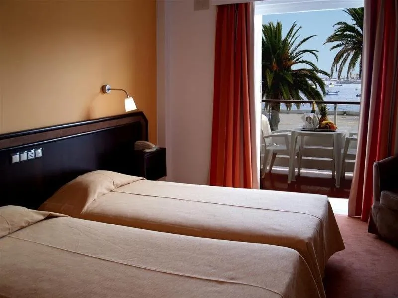 Room, Hotel Baía, Lisbon