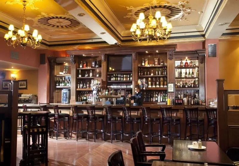 Bar, The Royal Hotel and Merrill Leisure Club, Dublin