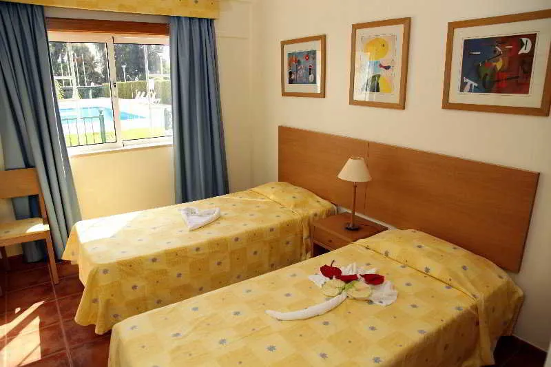 APARTMENT TWO BEDROOMS Room, Alagoa Azul, Algarve