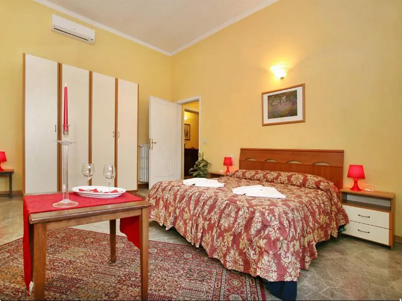 DOUBLE STANDARD Room, Argentiere Appartamenti, Florence