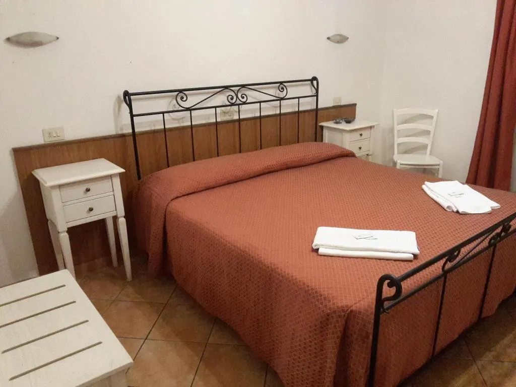 DOUBLE SUPERIOR Room, Albergo Sonia, Florence