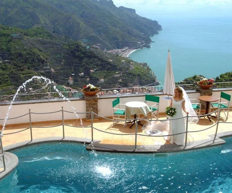 Pool, Bonadies, Naples