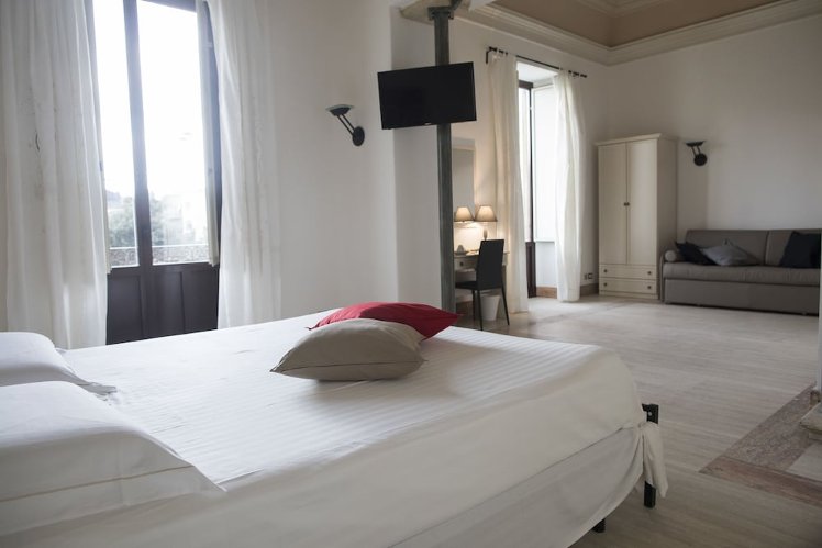 B&B Liberty 900, Catania