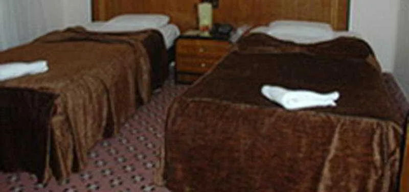 Room, Hormoheb, Cairo