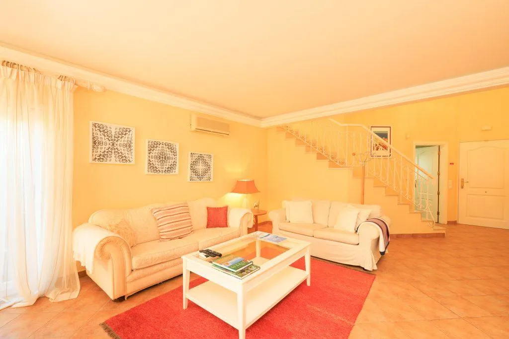 TOWNHOME THREE BEDROOMS Room, Vale Do Lobo Resort, Algarve