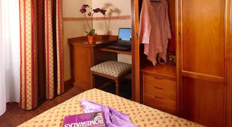 DOUBLE SINGLE USE STANDARD Room, Alessandrino, Rome