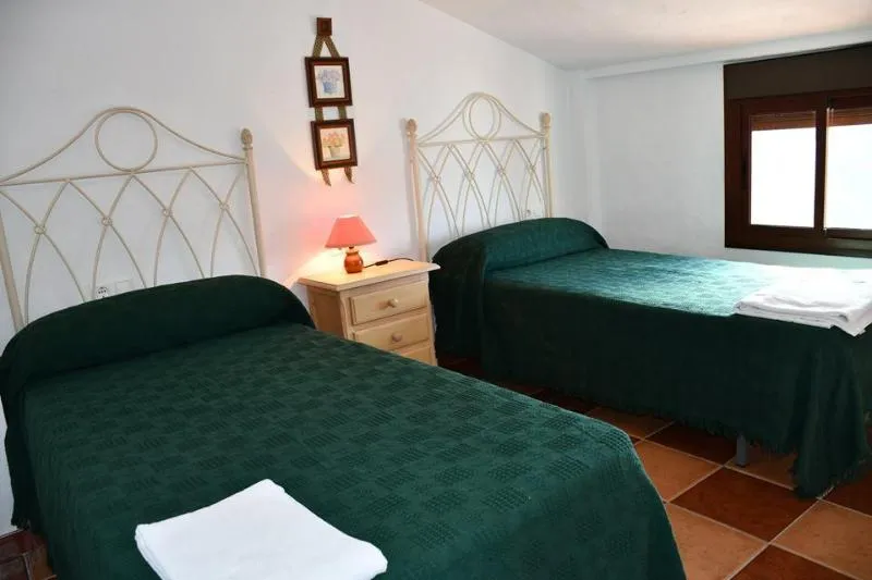 APARTMENT CAPACITY 6 THREE BEDROOM Room, Apartamentos Rurales Mirador de Jubrique, Costa Del Sol