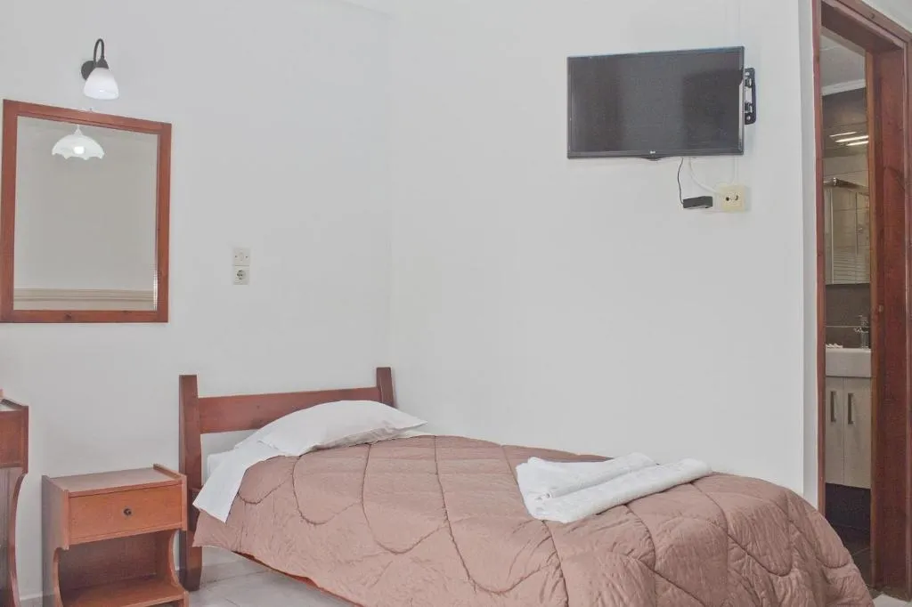 QUADRUPLE STANDARD Room, Danaos Hotel, Crete