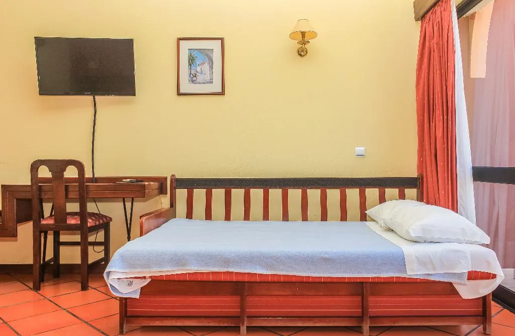 TRIPLE CLASSIC Room, Colina dos Mouros, Algarve