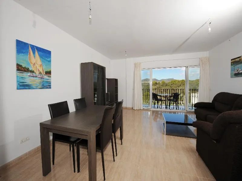 APARTMENT CAPACITY 8 THREE BEDROOMS Room, Playa Ferrera, Majorca