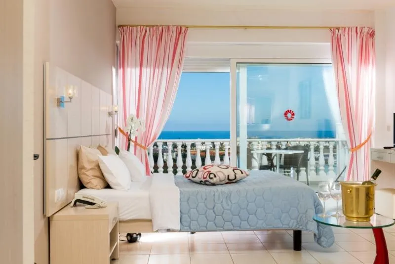 Double or Twin SUPERIOR SIDE SEA VIEW Room, Matheo Villas & Suites, Crete