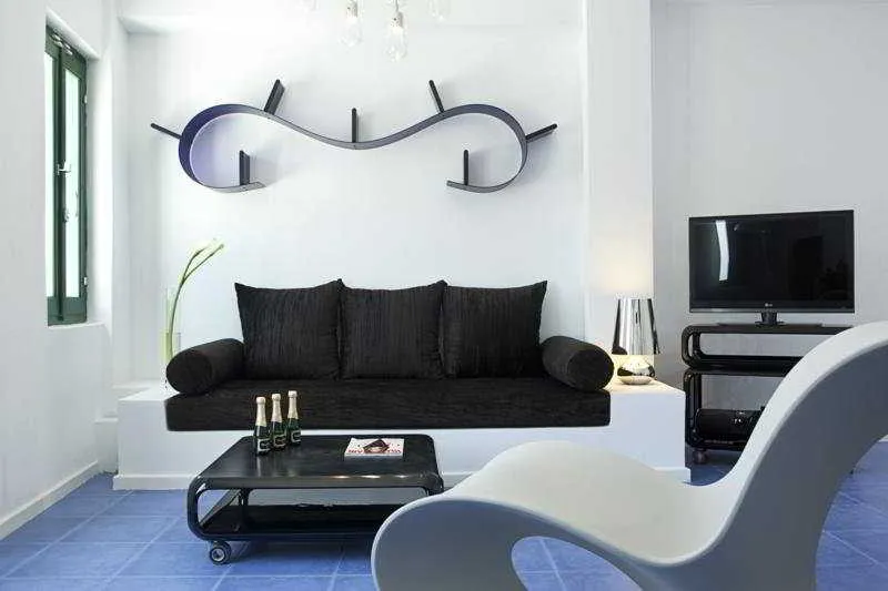 Room, Avant Garde Suites, Santorini
