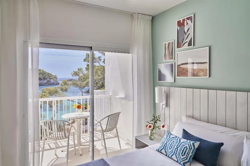 Room DELUXE SEA VIEW Room, Barcelo Ponent Beach, Majorca