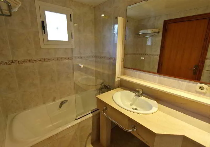 Room, Diana I, Majorca