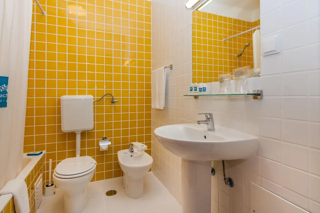 APARTMENT ONE BEDROOM Room, Mirachoro Praia da Rocha, Algarve
