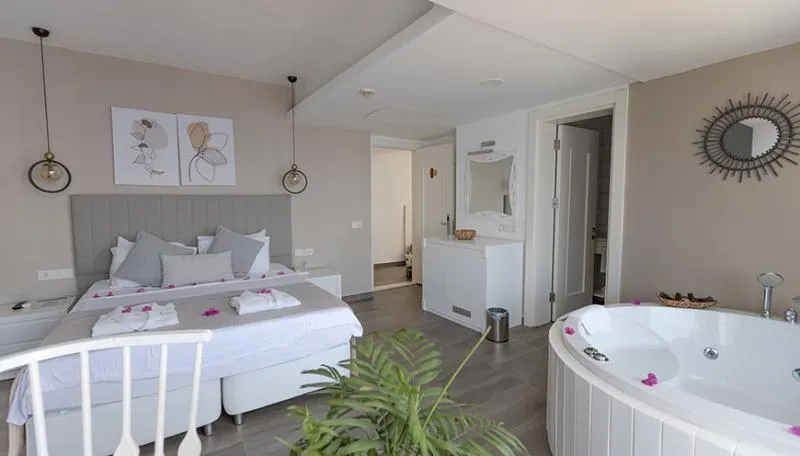 DOUBLE DELUXE SEA VIEW Room, La Kumsal Hotel, Dalaman