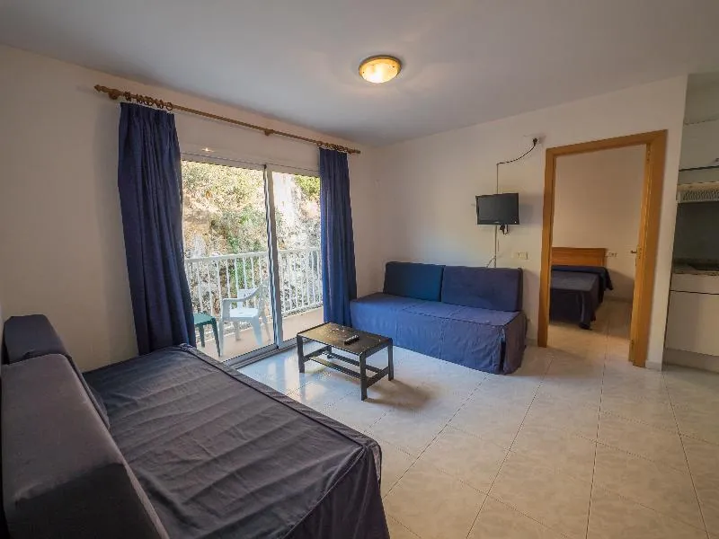 APARTMENT CAPACITY 4 ONE BEDROOM Room, Apartaments AR Nautic, Costa Brava