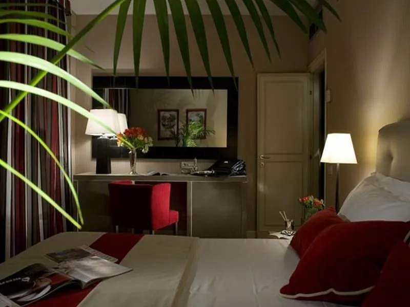 Room, Dei Borgognoni, Rome