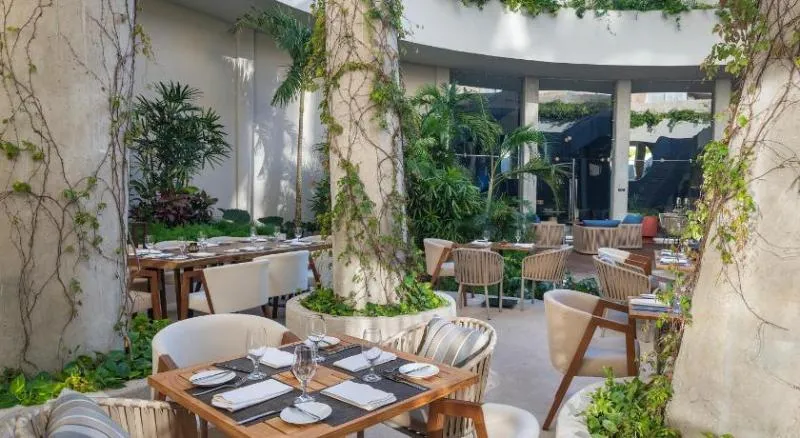 Terrace, Hilton Garden Inn Cancun Airport, Cancun Area