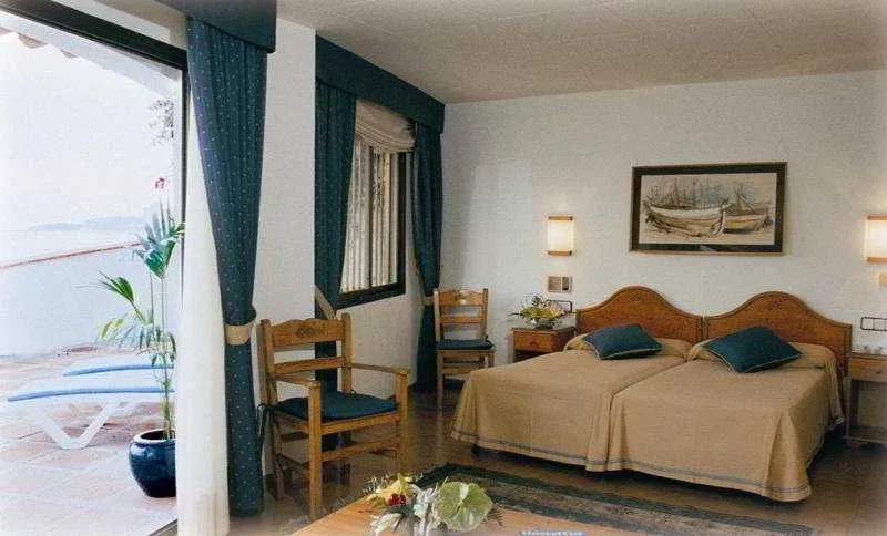 Room, Costa Brava, Costa Brava
