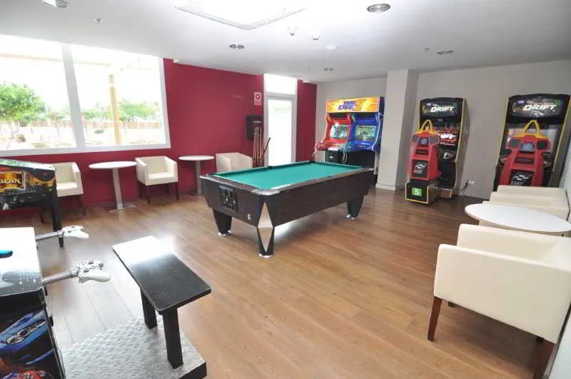 Sports and Entertainment, Mediterraneo, Costa Brava