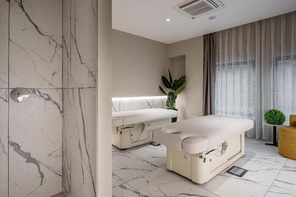 Sports and Entertainment, Radisson Blu Hotel Florence, Florence