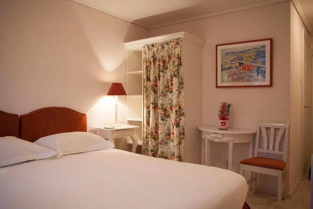 DOUBLE STANDARD Room, Imperial, Amsterdam
