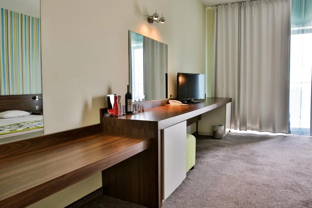 DOUBLE SINGLE USE STANDARD Room, Park hotel Golden Beach, Varna
