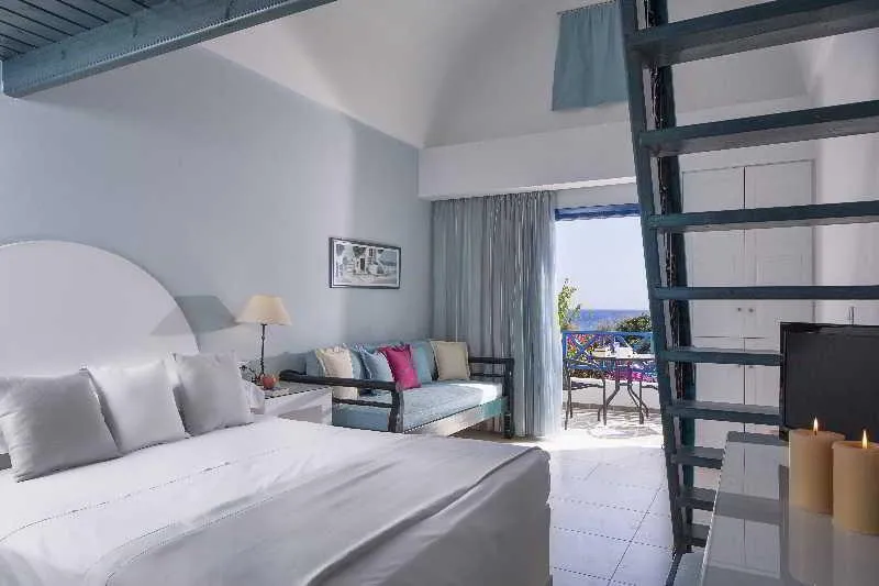 APARTMENT CAPACITY 5 Room, Veggera Hotel, Santorini