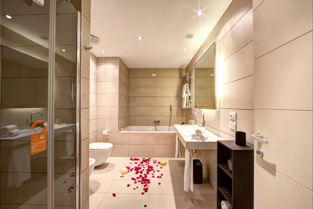 SUITE WITH DOUBLE BED Room, Milan Suite Hotel, Milan