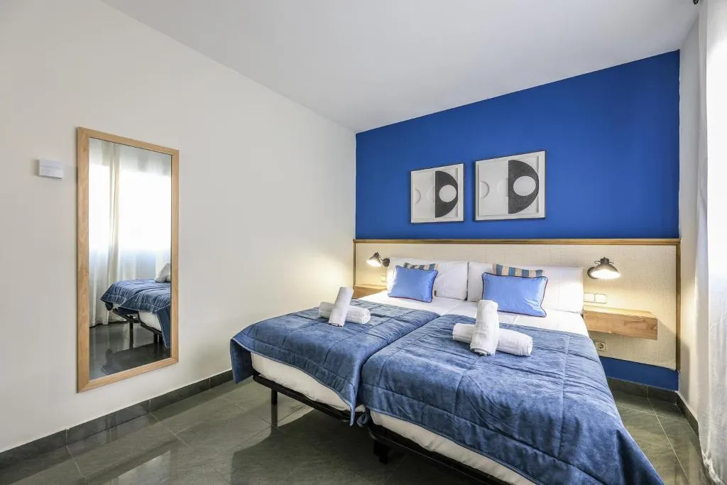 General view, Lusso Velilla, Madrid