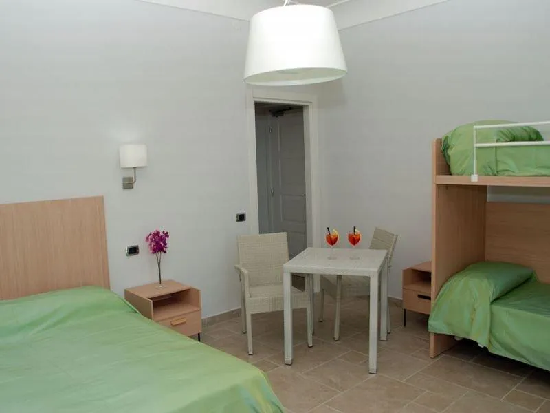 QUADRUPLE STANDARD Room, La Dimora dei Borboni, Naples