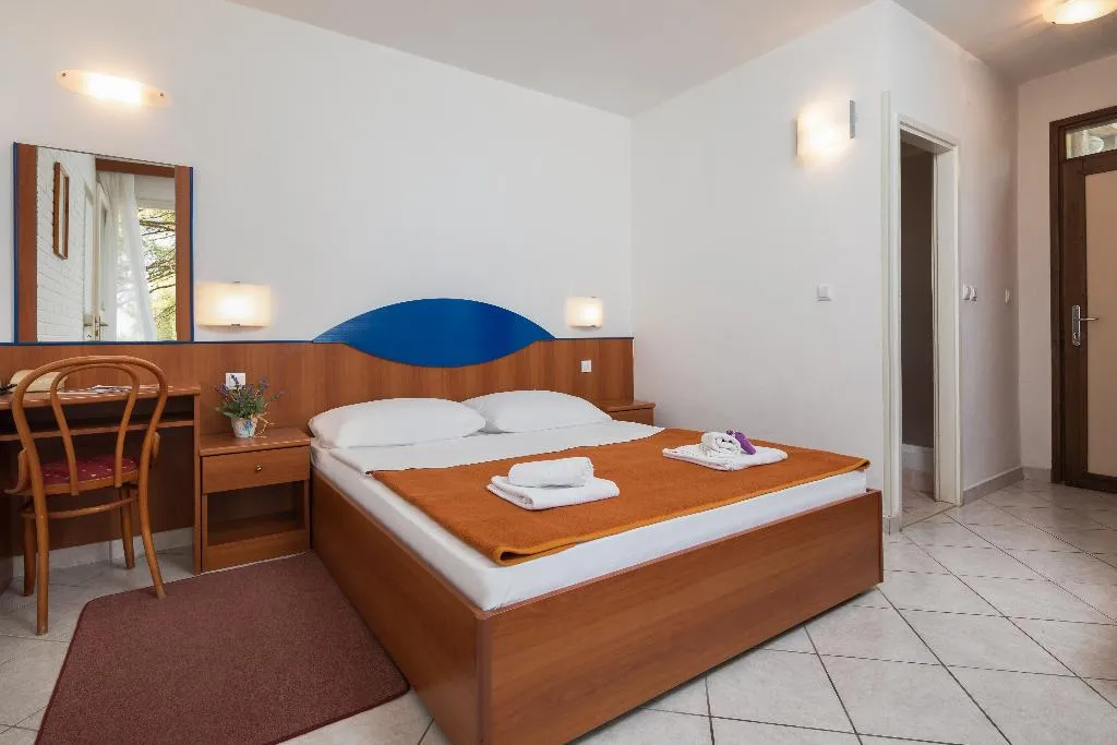 Room WITH DOUBLE BED Room, Fontana Resort, Split