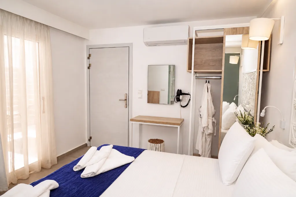 JUNIOR SUITE STANDARD Room, St Constantin Hotel, Crete
