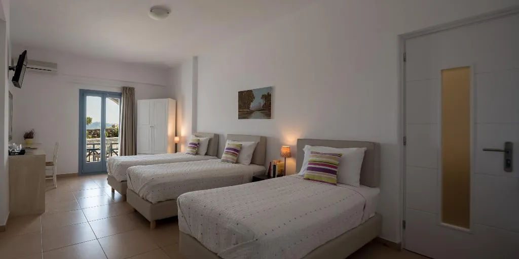 DOUBLE GARDEN VIEW Room, Caldera Romantica, Santorini