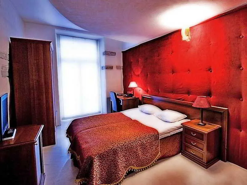Room, St. Olav, Tallinn