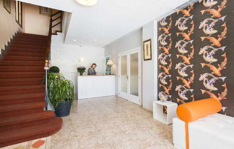Lobby, Neptuno Hostal, Majorca