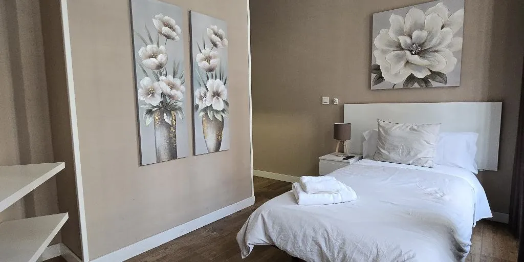 Room, El Palacete De La Almudayna, Madrid