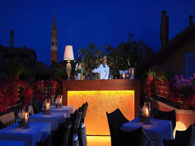 Bar, A La Commedia, Venice