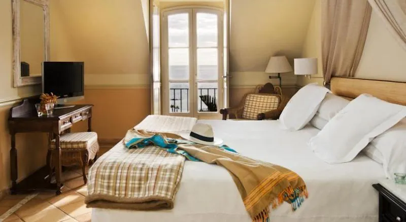 JUNIOR SUITE CAPACITY 1 Room, Bahia del Duque, Tenerife