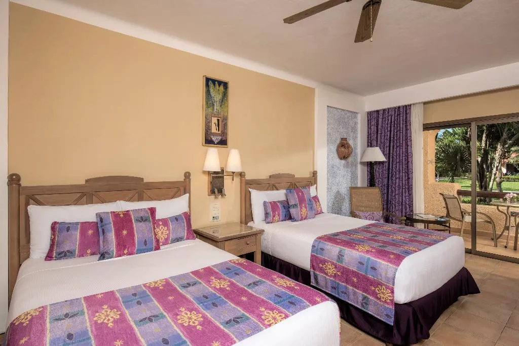 TRIPLE STANDARD Room, Iberostar Selection Paraiso Lindo All Inclusive, Cancun Area