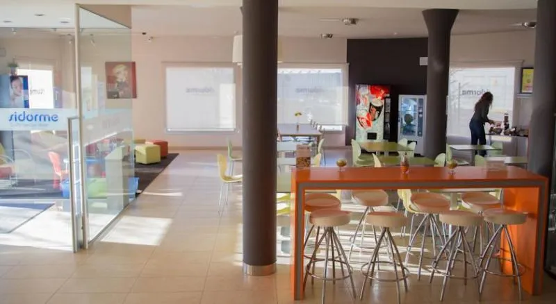 Restaurant, B&B HOTEL Figueres, Costa Brava