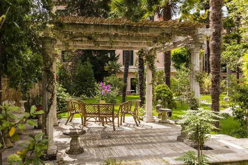Terrace, Sant Antonin, Venice