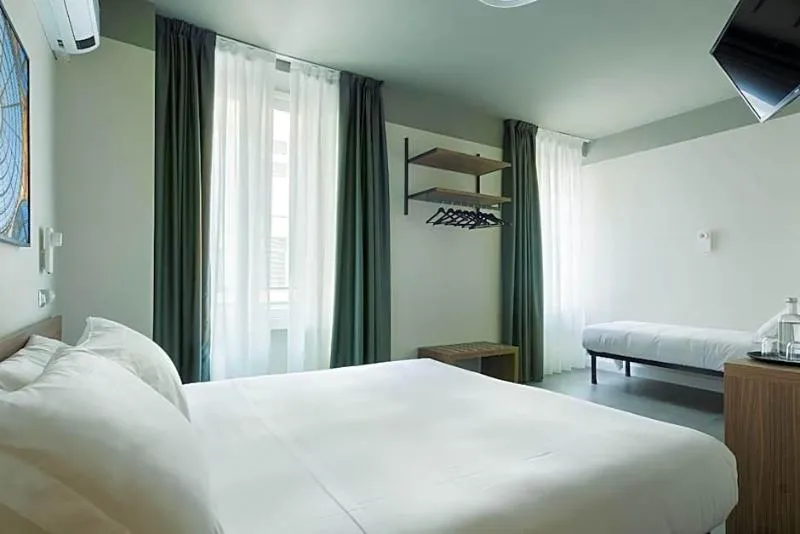 General view, Hotel 22 Marzo, Milan