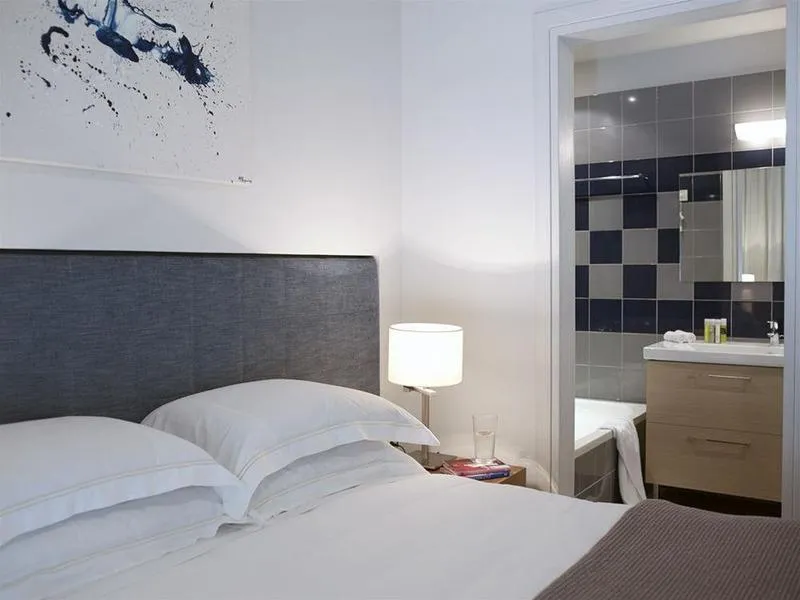 Room, Scale Suites, Athens